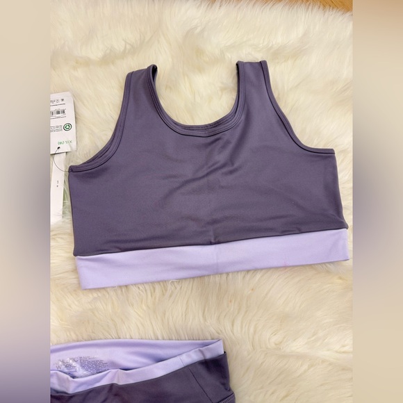 New Girls Athletic Works Lavender Purple Active Crop Top and Flare Leggings Set - Picture 3 of 6